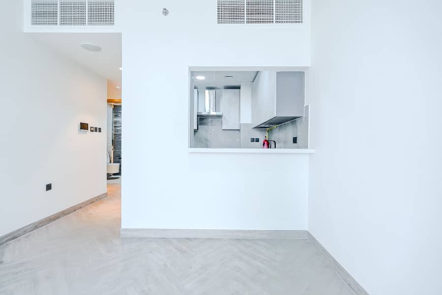 Family-Friendly 2BR Apartment with Amenities - Image 22