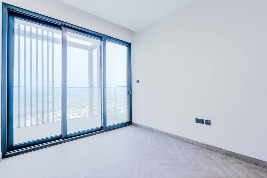 Family-Friendly 2BR Apartment with Amenities - Image 23