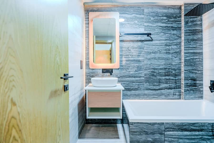 Family-Friendly 2BR Apartment with Amenities - Image 26