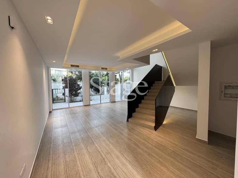 Exclusive Single-Row 4BR Villa with Lagoon View