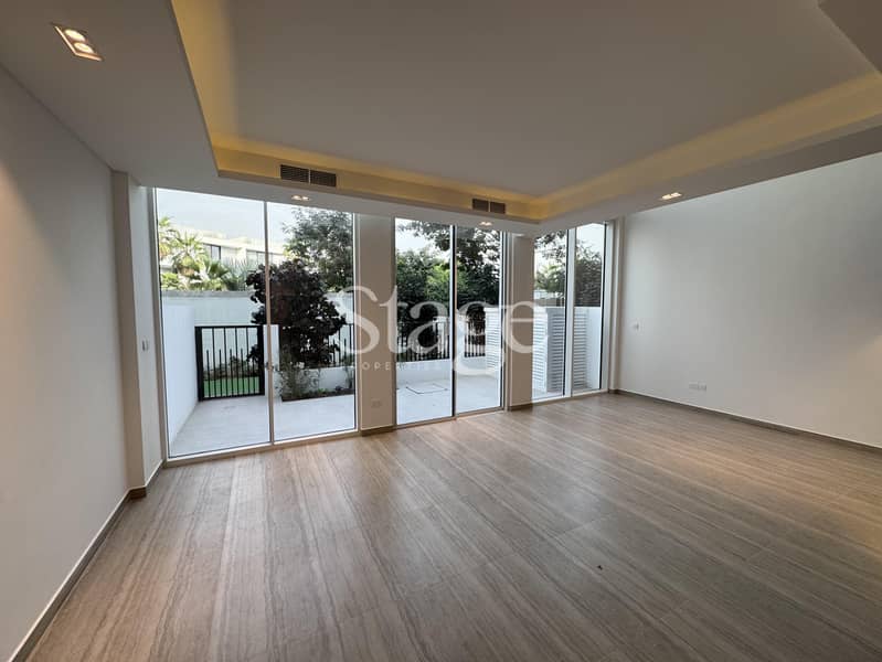 Exclusive Single-Row 4BR Villa with Lagoon View