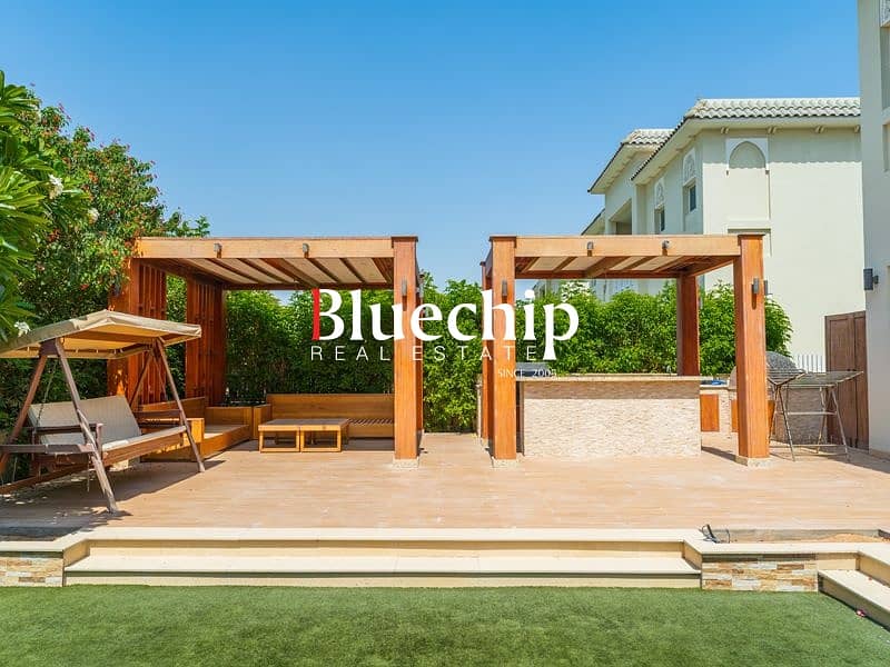 Corner Villa I Private Garden | Spacious Layout - Image 8