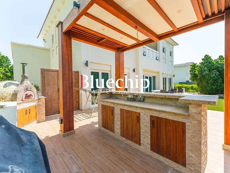 Corner Villa I Private Garden | Spacious Layout - Image 10