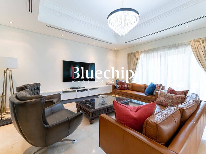 Corner Villa I Private Garden | Spacious Layout - Image 11