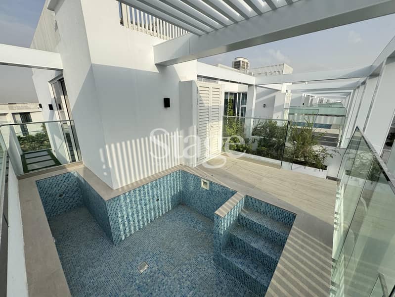 Exclusive Single-Row 4BR Villa with Lagoon View - Image 26