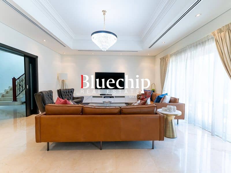 Corner Villa I Private Garden | Spacious Layout - Image 12