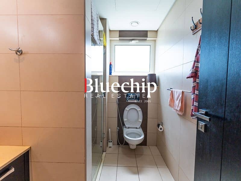 Corner Villa I Private Garden | Spacious Layout - Image 25