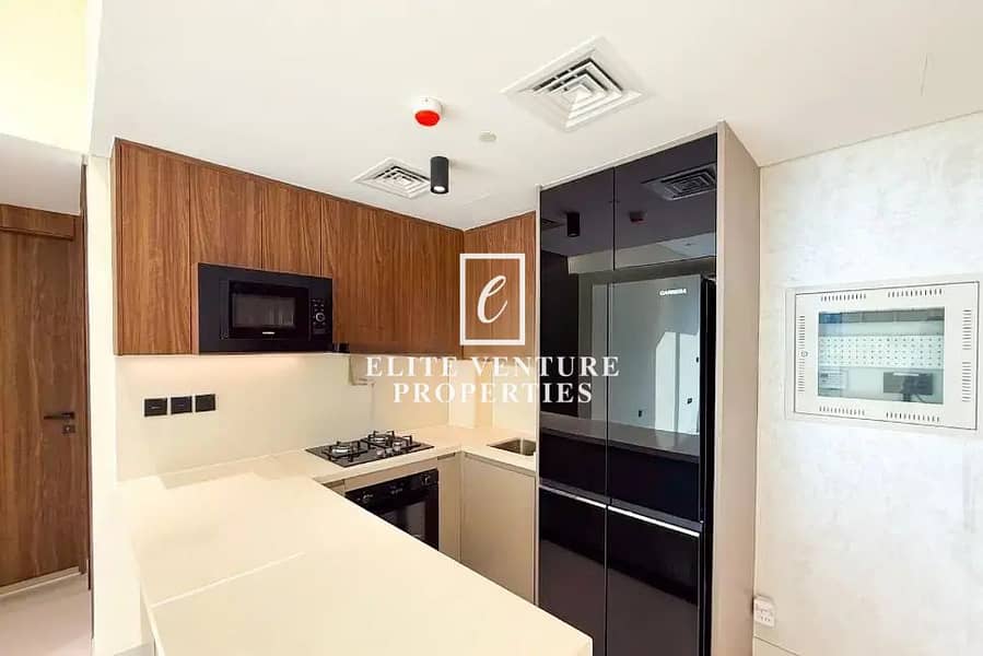 VACANT | 1 BEDROOM | BRAND NEW | SPACIOUS | PRIME LOCATION