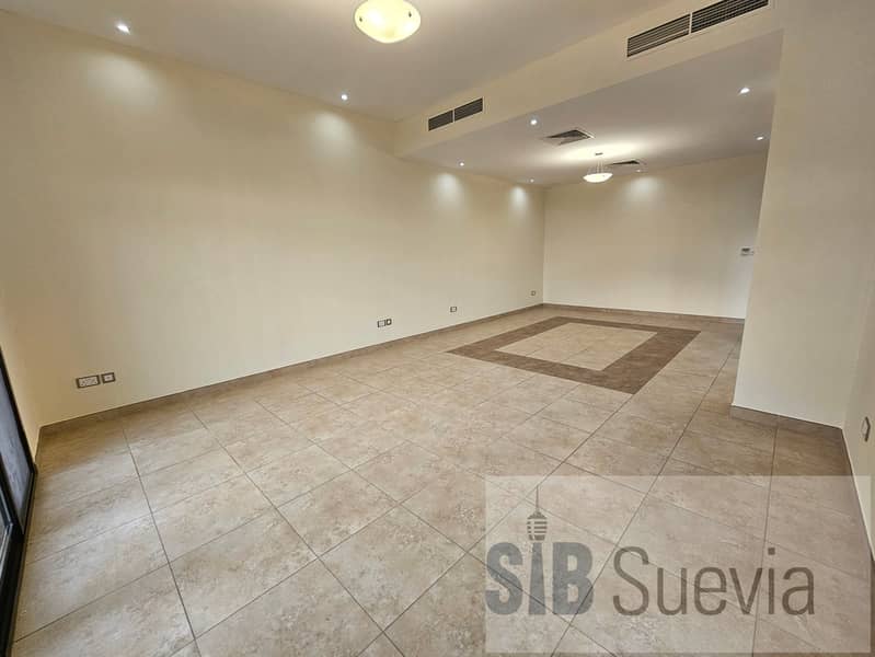 4 Bed plus Maid | Vacant | Spacious Layout