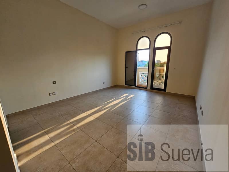 4 Bed plus Maid | Vacant | Spacious Layout - Image 14