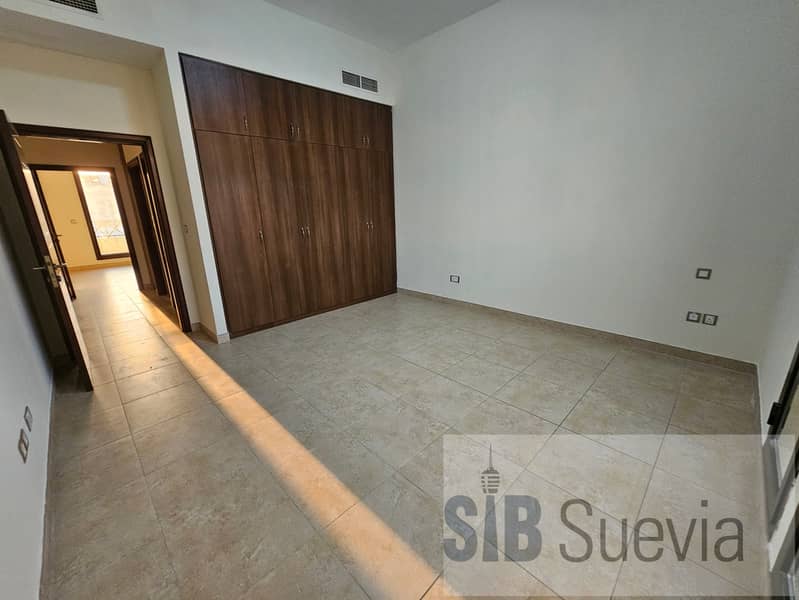 4 Bed plus Maid | Vacant | Spacious Layout - Image 17