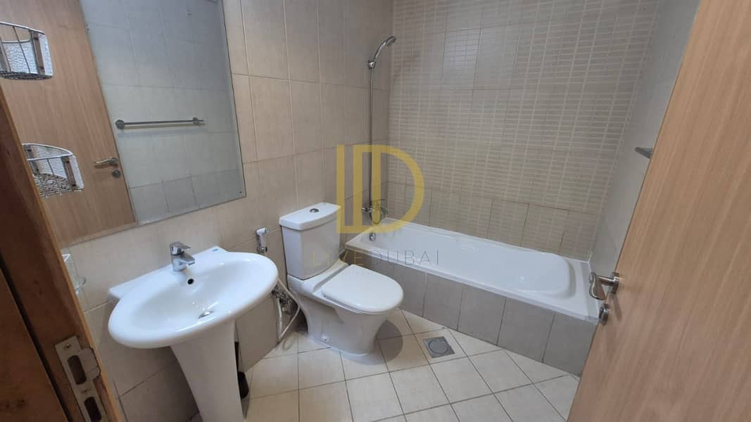 Vacant I Investor Gets 7% Return |Free Chiller - Image 12