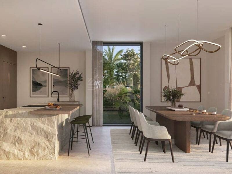 Genuine - Resale II Single Row II Spacious