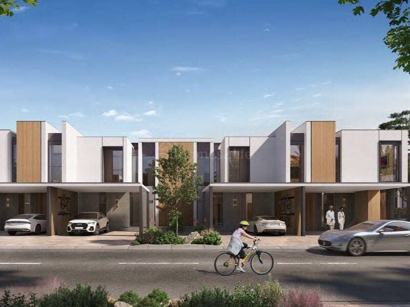 Genuine - Resale II Single Row II Spacious - Image 17