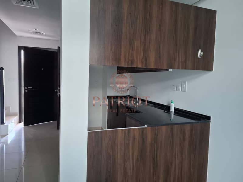 Just Grab The Beauty of 5BH || Middle Unit || Crystal Interior || Back to Back || Peaceful Environment || Luxurious || Ready to Move || - Image 6