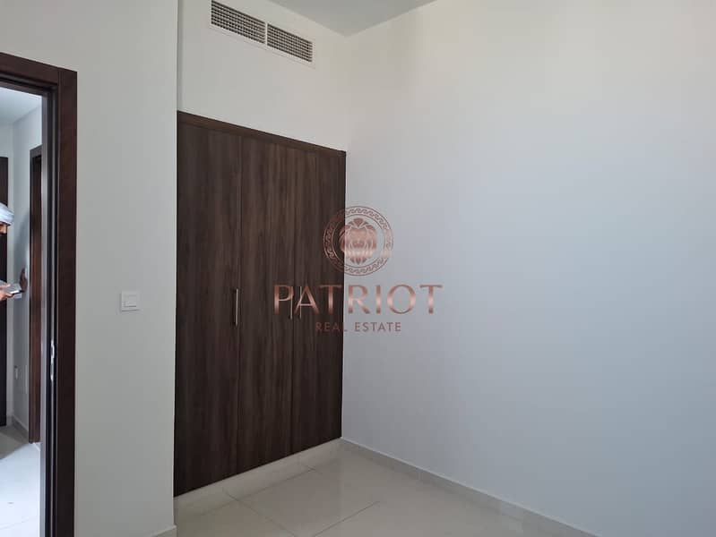 Just Grab The Beauty of 5BH || Middle Unit || Crystal Interior || Back to Back || Peaceful Environment || Luxurious || Ready to Move || - Image 11