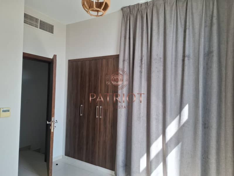 Just Grab The Beauty of 5BH || Middle Unit || Crystal Interior || Back to Back || Peaceful Environment || Luxurious || Ready to Move || - Image 12