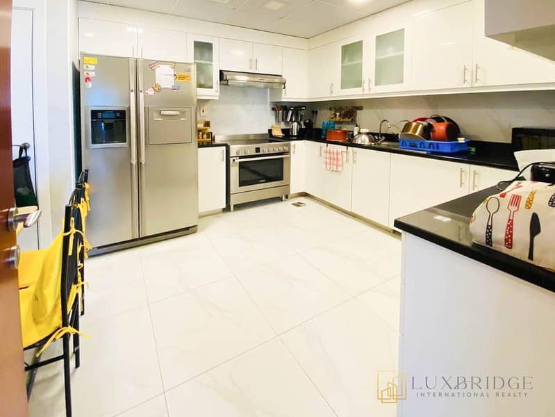 Upgraded | Furnished | Ready to Move - Image 6