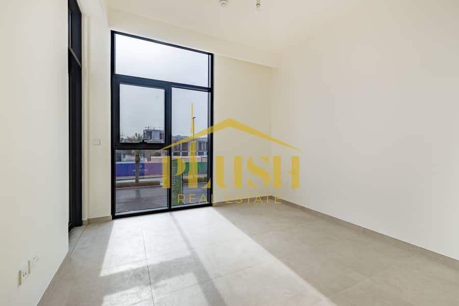 Brand New | Single Row | Close To Pool & Park