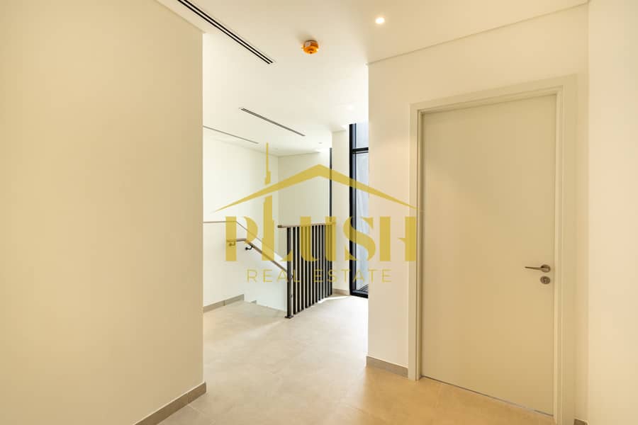 Brand New | Single Row | Close To Pool & Park - Image 7