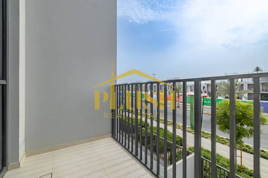 Brand New | Single Row | Close To Pool & Park - Image 14