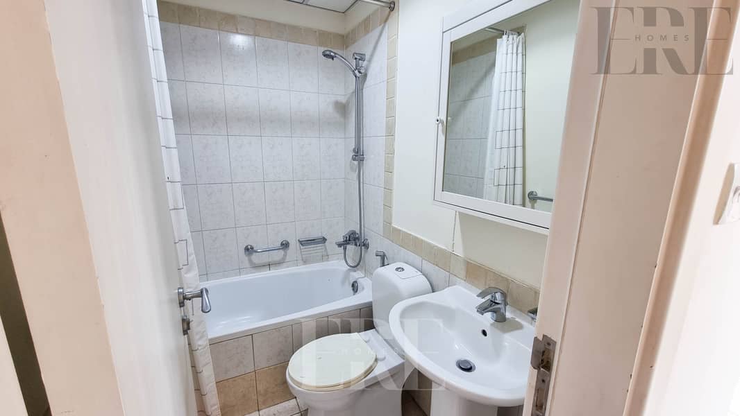 FULLY UPGRADED | WELL-MAINTENANCE | VACANT - Image 11