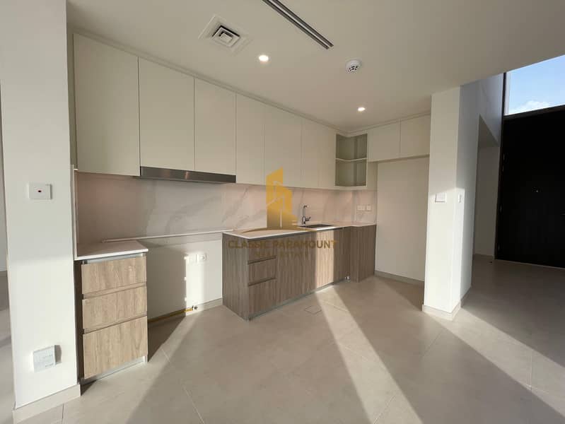 Single Row | Brand New | Near Golden beach - Image 11