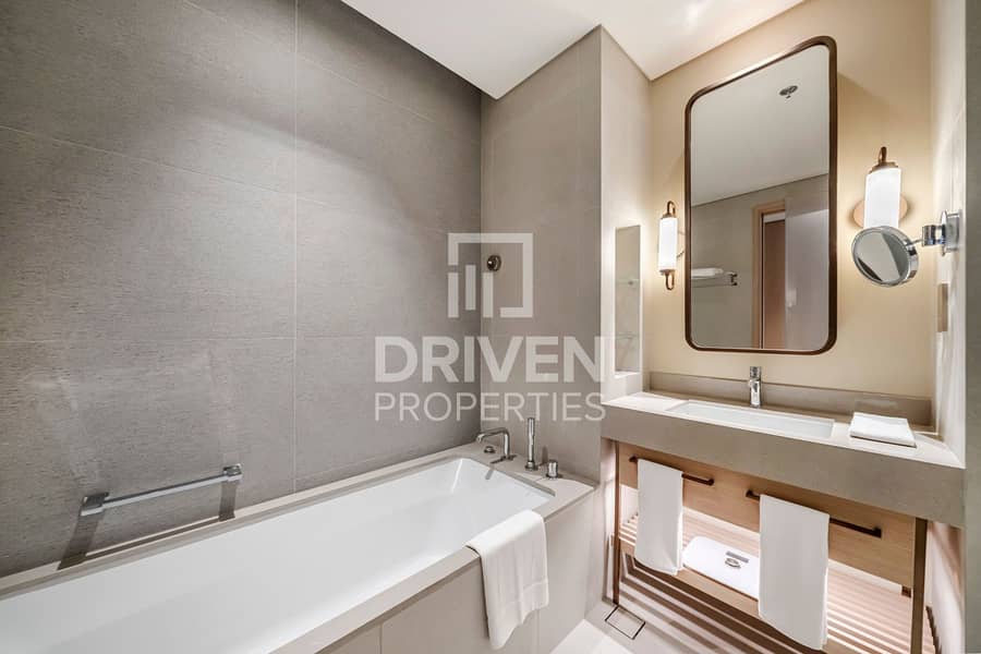 Vacant and Furnished | Prime location | High floor - Image 9