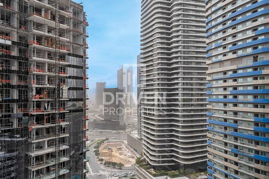 Vacant and Furnished | Prime location | High floor - Image 13
