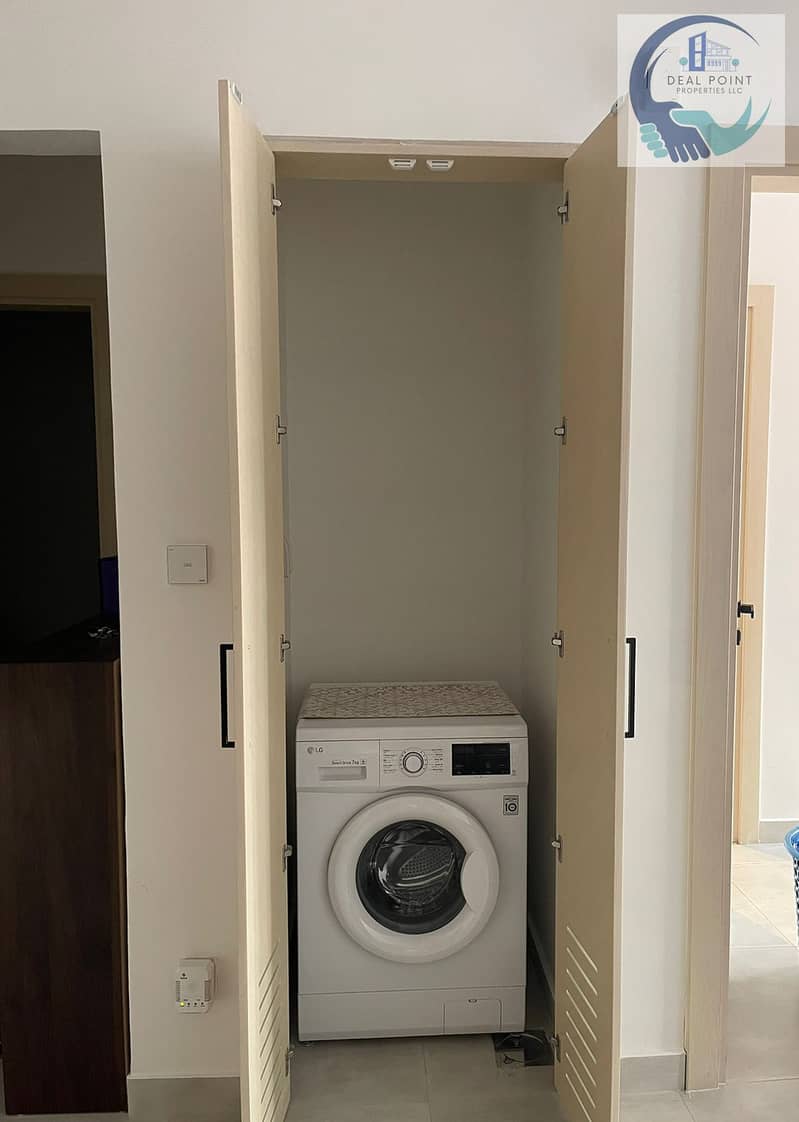 Furnished || Near Circle Mall & Schools || 10 Mins from Internet City & Media City || 12 Mins from Downtown & DIFC || Gym, Pool & Jacuzzi - Image 12