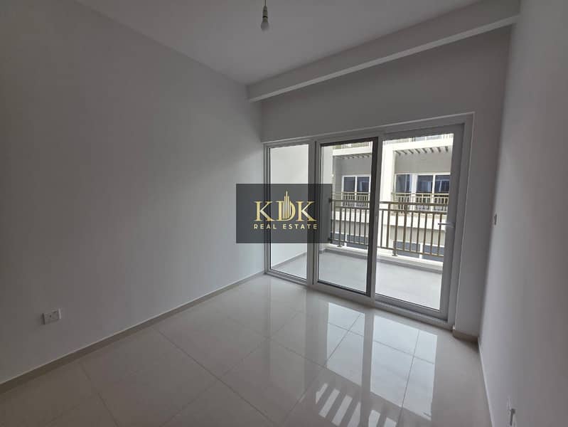 3BR+Maid | Community View | Prime Location - Image 12