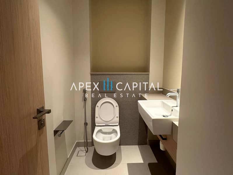 Creek View | Dubai Mall Access | Tenanted - Image 13