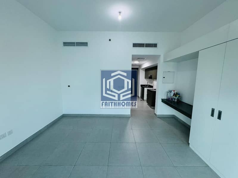 Unfurnished Studio | Higher Floor | Pool View