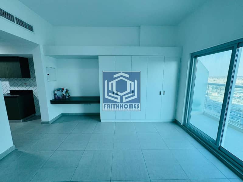 Unfurnished Studio | Higher Floor | Pool View - Image 6