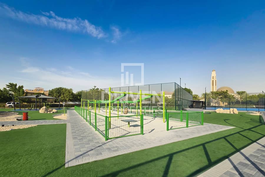 Spacious Villa | Ready to Move in | Community View - Image 28