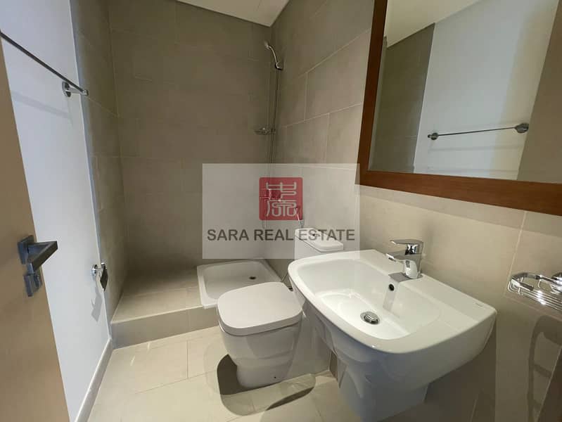 True Deals! | Modern 3BR with Park View | Luxury Living at Creek Rise Tower 2 - Image 9