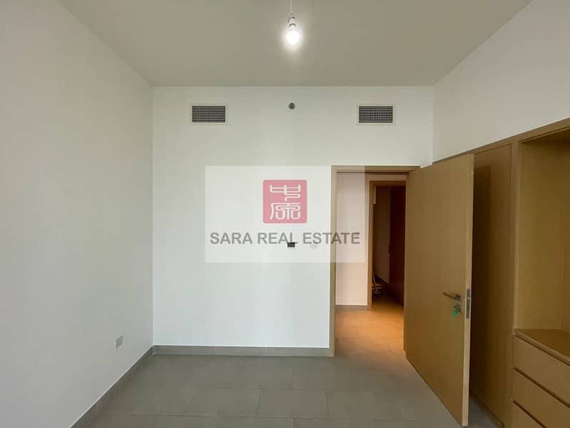 True Deals! | Modern 3BR with Park View | Luxury Living at Creek Rise Tower 2 - Image 15