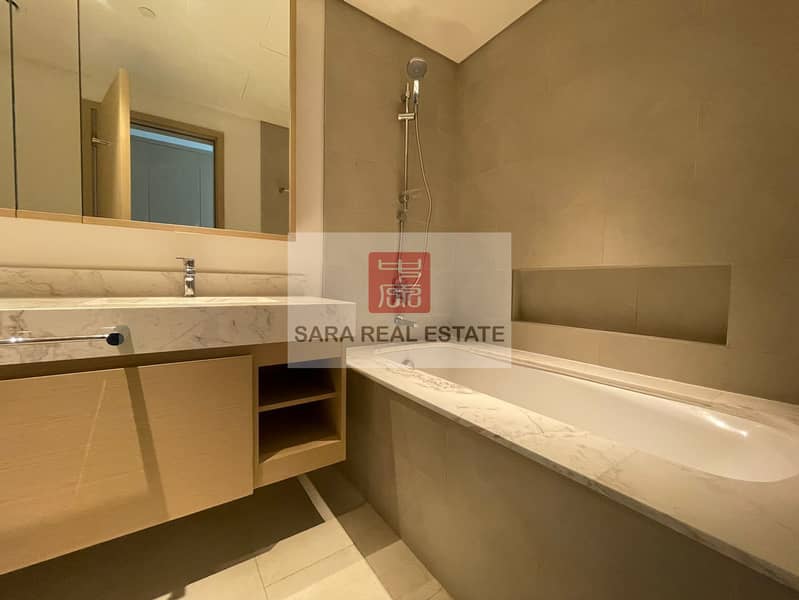 True Deals! | Modern 3BR with Park View | Luxury Living at Creek Rise Tower 2 - Image 17