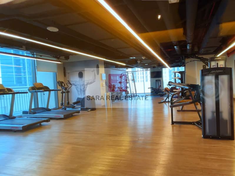 True Deals! | Modern 3BR with Park View | Luxury Living at Creek Rise Tower 2 - Image 22