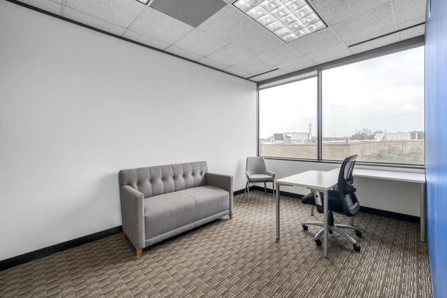 10 Regus Wilcrest (3657) Houston USA Office - 2500 Wilcrest Drive. jpg
