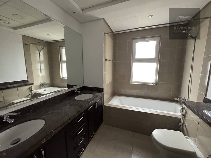 EXCLUSIVE LISTING | CORNER PLOT | VACANT TYPE B - Image 13