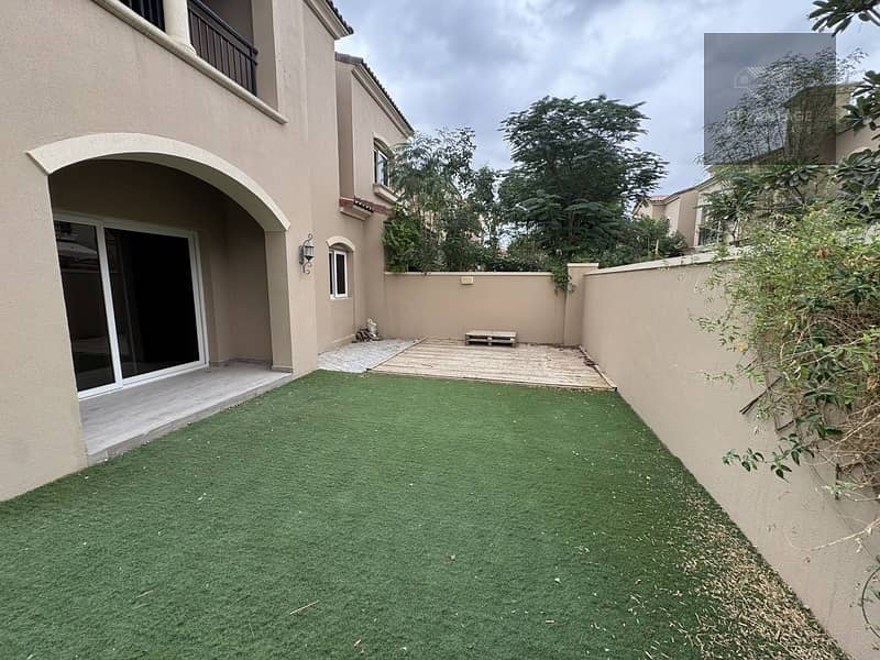 EXCLUSIVE LISTING | CORNER PLOT | VACANT TYPE B - Image 15