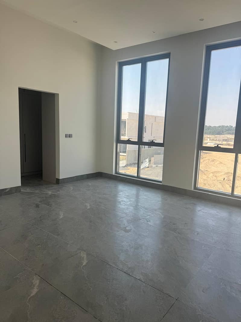 Exclusive Brand New 5-Bedroom Luxury Villa ,located Al Atbah - Image 30