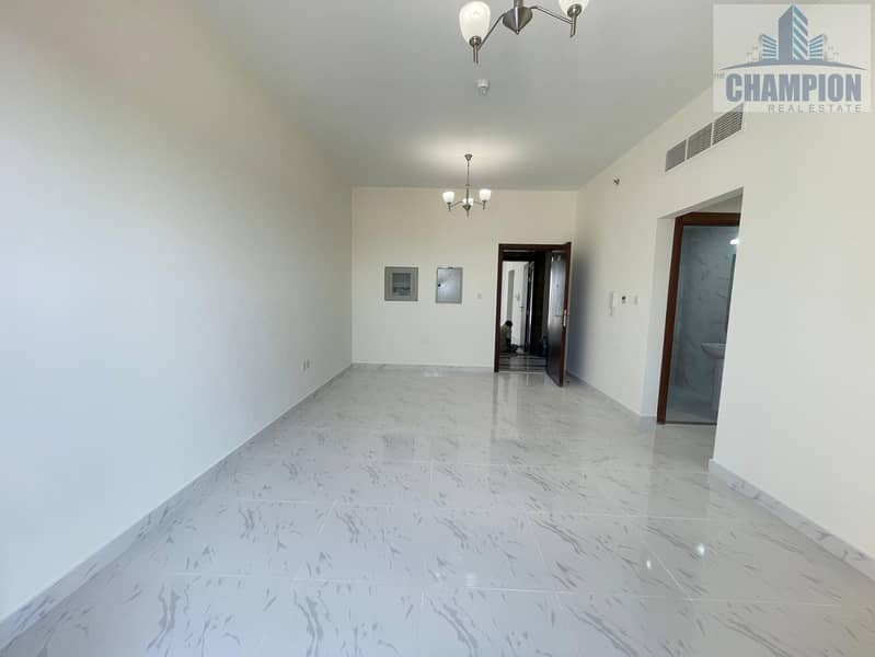 1 YEAR OLD BUILDING 1BHK : RENT 55K : BALCONY : GYM : POOL