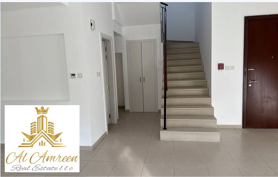 Naseem Townhouse | 3 Bed+Maid’s | Vacant | 145k 1 chq fixed.