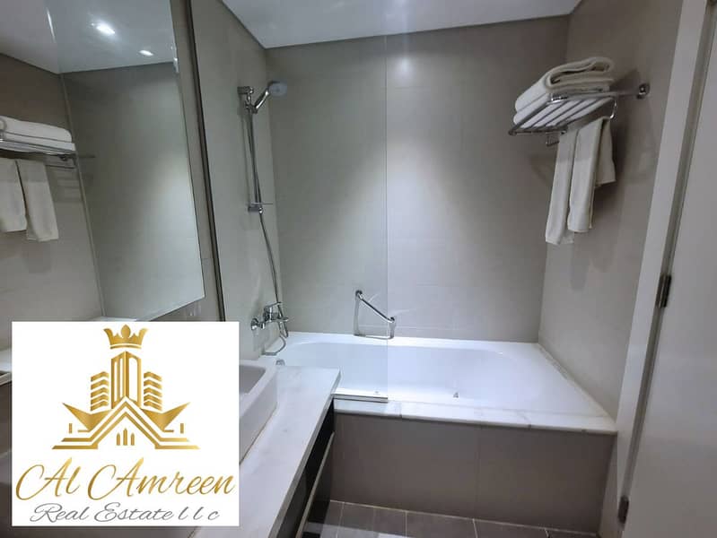 Premium Quality | Spacious Studio | Canal View