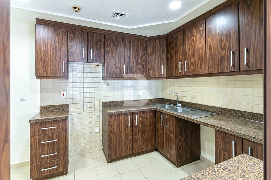 EXCLUSIVE I MOTIVATED SALE I INVESTMENT - Image 9