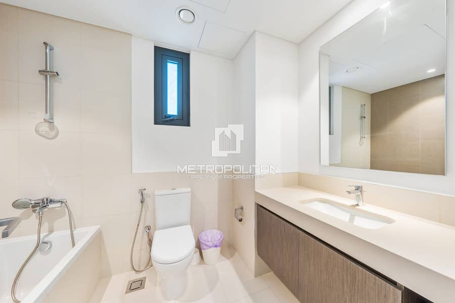 4BR with Maids | Corner Unit | Golf Course View - Image 19