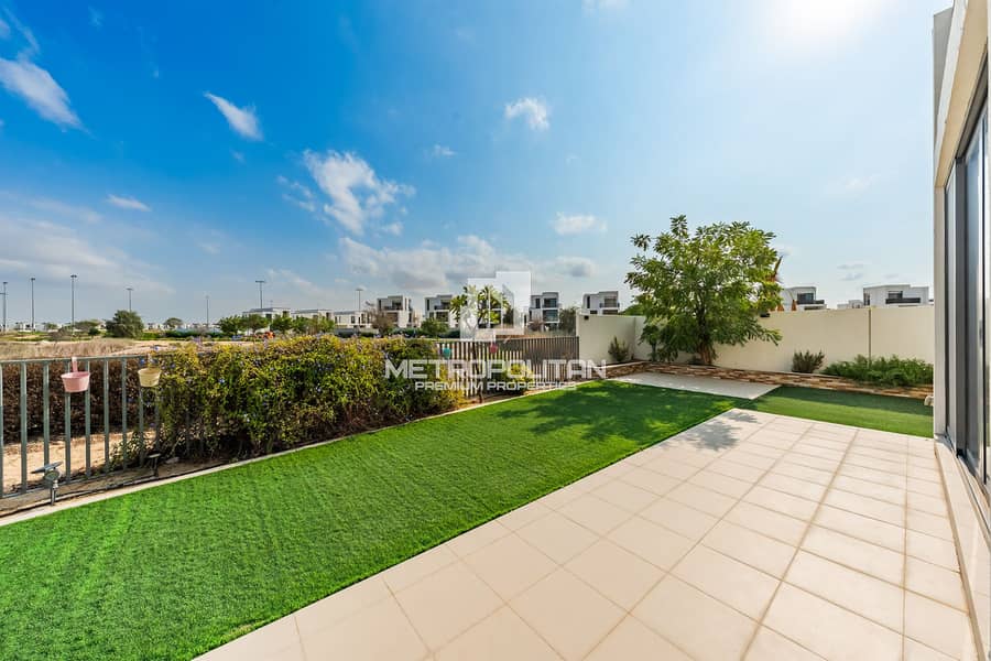 4BR with Maids | Corner Unit | Golf Course View - Image 39