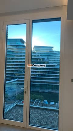 شقة في البرزة،البندر،شاطئ الراحة 2 غرف 3300000 درهم - 13749069